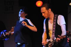 Robin McKelle und ihre Band The Flytones im "Schlüssel"-Saal. (Bild: Urs Hanhart / Neue UZ)