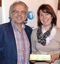 Tablet für Rita Fassbind von Hansjörg Kägi (Bild rechts). (Bild: Claudia Surek)