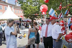 Bundestagfeier auf dem Dorfplatz in Cham. (Bild: Stefan Kaiser / Neue ZZ)