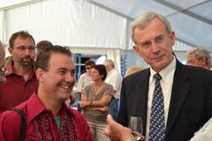 Der Nidwaldner Regierungsrat Res Schmid an der Premiere des Freilichtspiels «Tell trifft Wagner» in Seelisberg. (Bild: Bruno Arnold / Neue UZ)