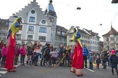 Die Zuger Altstadt verwandelte sich in eine Fabelwelt. (Bild: Maria Schmid / Neue ZZ)