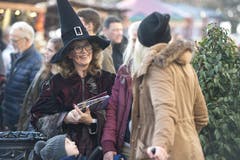 Selbstverständlich waren auch Hexen anwesend. (Bild: Maria Schmid / Neue ZZ)