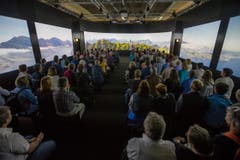 Die Videoshow zeigt den Bürgenstock in der Sonderausstellung des Kantons Luzern. (Bild: Philipp Schmidli)