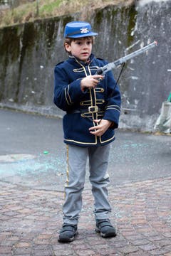 Junger Besucher am Umzug. (Bild: Jakob Ineichen / Neue LZ)