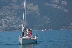 Gemütlich auf dem Seeweg an die 1. August-Feier in Beckenried. (Bild: Roger Zbinden / Neue NZ)