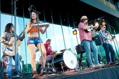 Die Band Palo Santo aus Südamerika (Bild: Boris Bürgisser / Neue LZ)
