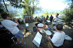Ein Konzert mit Ausblick auf das Reussdelta. (Bild: Urs Hanhart)