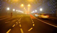 Morgens um sieben Uhr ist die Verkehrswelt noch in Ordnung. Es herrscht fast gespenstische Ruhe. (Bild: Niklaus Rohrer)