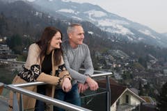 Anita und Matthijs Ouwerkerk in Walchwil. (Bild: Maria Schmid/Neue ZZ)