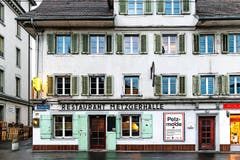 Metzgerhalle Im Frühjahr steht im Lokal an der Baselstrasse 1 ein Pächterwechsel bevor. Victor Redonda gibt das Zepter nach zehn Jahren ab. Wer kommt, ist noch unklar. Öffnungszeiten: Montag bis Samstag jeweils ab 16 Uhr. (Bild: Roger Grütter / Neue LZ)