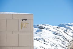 Aussenansicht des neuen Hotels (Bild: Dominik Wunderli)