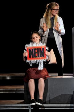 Jugendtheater Ruswil im Tropfstei (Bild: Nadia Schärli / Neue LZ)