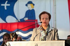 Bundesfeier in Unterägeri: Gemeindeschreiberin Sylvia Derrer hält eine Ansprache. (Bild: Christian Herbert Hildebrand / Neue ZZ)
