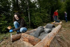 Auch Lea Fischlin hilft mit. (Bild: Stefan Kaiser)