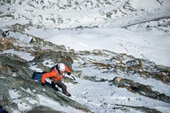 ... und ist damit 10 Minuten schneller als der bisherige Rekordhalter Ueli Steck. (Bild: Christian Gisi)