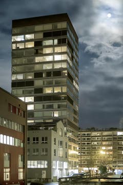 Hochhaus B125, Zug - Architekten Philipp Brühwiler und Konrad Hürlimann, 2014. (Bild: Baudirektion Kanton Zug)