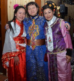 Echte traditionelle Kleidung aus Taiwan (Bild: Claudia Surek)