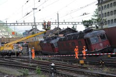 Der Streckenunterbruch führt zu erheblichen Störungen im Bahnverkehr. Der Güterverkehr wurde auf der Gotthardstrecke ebenfalls eingestellt. (Bild: Urs Hanhart (Neue UZ))