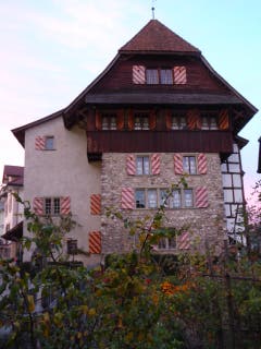 Schlössli Beromünster, beim Abendrot. (Bild: Josef Habermacher)