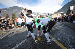 Umzug in Schattdorf. Freistossspray. (Bild: Urs Hanhart (Neue UZ))