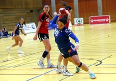 Am Ball: Soka Smitran. (Bild: Werner Schelbert / Zuger Zeitung)
