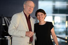 Kabarettist und Autor Franz Hohler mit Niccel Steinberger. (Bild: Eveline Beerkircher/Neue LZ)