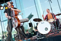 Die Band Le Pélican frisé aus Frankreich (Bild: Boris Bürgisser / Neue LZ)
