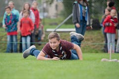 Die Pfader mussten verschiedene Geschicklichkeitsspiele absolvieren. (Bild: Pius Amrein / Neue LZ)