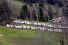 Reihenweise Zielscheiben. (Bild: Werner Schelbert / Neue ZZ)