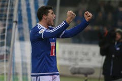 Luzerns Remo Freuler bejubelt das 3:0. (Bild: Philipp Schmidli / Neue LZ)