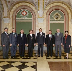 1993 (von links): François Couchepin, Kaspar Villiger, Arnold Koller, Otto Stich, Adolf Ogi, Jean-Pascal Delamuraz, Flavio Cotti und Ruth Dreifuss. (Bild: Bundeskanzlei / Karl-Heinz Hug)