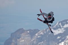 Weltmeister Fabian Bösch lädt zur «FBI Flugshow» auf den Titlis. (Bild: Corinne Glanzmann (Neue NZ))
