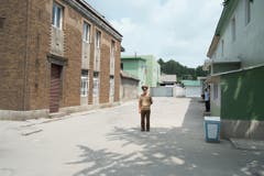 Ein geheimes Dorf in der entmilitarisierten Zone (DMZ). Dieses Bild wurde ebenfalls gelöscht, als das Fotografenteam die DMZ passierte – es konnte später wiederhergestellt werden. (Bild: Martin von den Driesch)