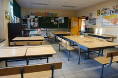 In den Schulzimmern läuft auch heute gar nichts. (Bild: EPA/ Laurent Debrule)