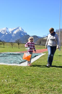 Osterhasen OL auf der Schul- und Sportanlage Eichli in Stans. (Bild: Käthi Burkart)