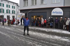 Am SchmuDo gehören die Einsiedler Strassen den Fasnächtlern. (Bild: René Hensler, maeuderball.ch)