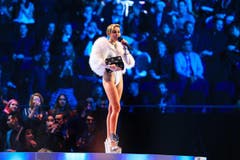 Myley Cyrus (Best Video - Wrecking Ball') (Bild: Keystone)