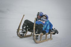 Stefan Brun und Samuel Dahinden vom HC Klusen 4. (Bild: André A. Niederberger / Neue NZ)