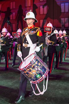 «The Band of HM Royal Marines» aus Grossbritannien (Bild: Keystone / Patrick Staub)