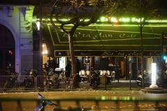 Alleine im Konzertsaal Bataclan gibt es weit über 100 Todesopfer zu beklagen. (Bild: EPA/Christophe Petit Tesson)