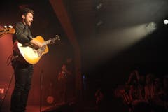 Musikfestival AndermattLive. Bastian Baker bei seinem Auftritt. (Bild: Urs Hanhart (Neue UZ))
