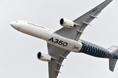 Ein Airbus A350 XWB Flugzeug während der Flugschau. (Bild: HERVE GOUSSE / AIRBUS)
