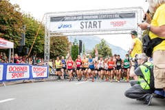 Beim Start. (Bild: Manuela Jans-Koch / Neue LZ)