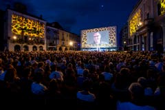 Die 69. Ausgabe des Filmfestivals in Locarno wurde am Mittwoch eröffnet. (Bild: Keystone)