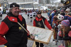 Am SchmuDo gehören die Einsiedler Strassen den Fasnächtlern. (Bild: René Hensler, maeuderball.ch)