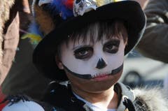 Kinderfasnacht mit Umzug am Güdismäntig in Alpnach. (Bild: Markus von Rotz / NZ (27. 02. 2017))
