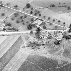 Das Unglück forderte 80 Menschenleben, 43 Opfer stammten aus dem kleinen Züricher Unterländer Dorf Humlikon. (Bild: Keystone / Str)