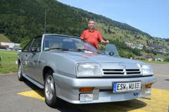 Uwe Worschech mit seinem Manta GSI. (Bild: Martin Uebelhart / Neue NZ)