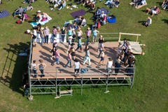 Linedancer während dem Konzert von Kim Carson am Samstag. Fotografiert am 18. Juli 2015 auf der Klewenalp (NeueLZ/Manuela Jans) (Bild: Manuela Jans (Neue LZ))