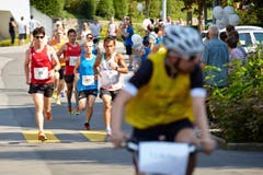 Die einen machen aus Spass mit, doch dieser Sportlergruppe ist es ernst. (Bild: Jakob Ineichen / Neue LZ)